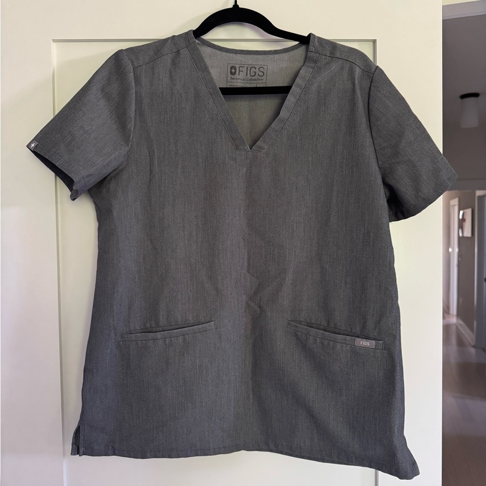 FIGS Graphite V-Neck Scrub Top and Pants